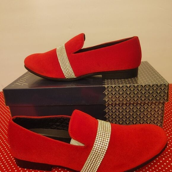 MEN'S AMALI VELVET SMOKER WITH RHINESTONE EMBELLISHED STRAP. - Picture 3 of 8